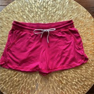 VINEYARD VINES WOMEN'S Striped Lightweight Sankaty Shorts Size-Small